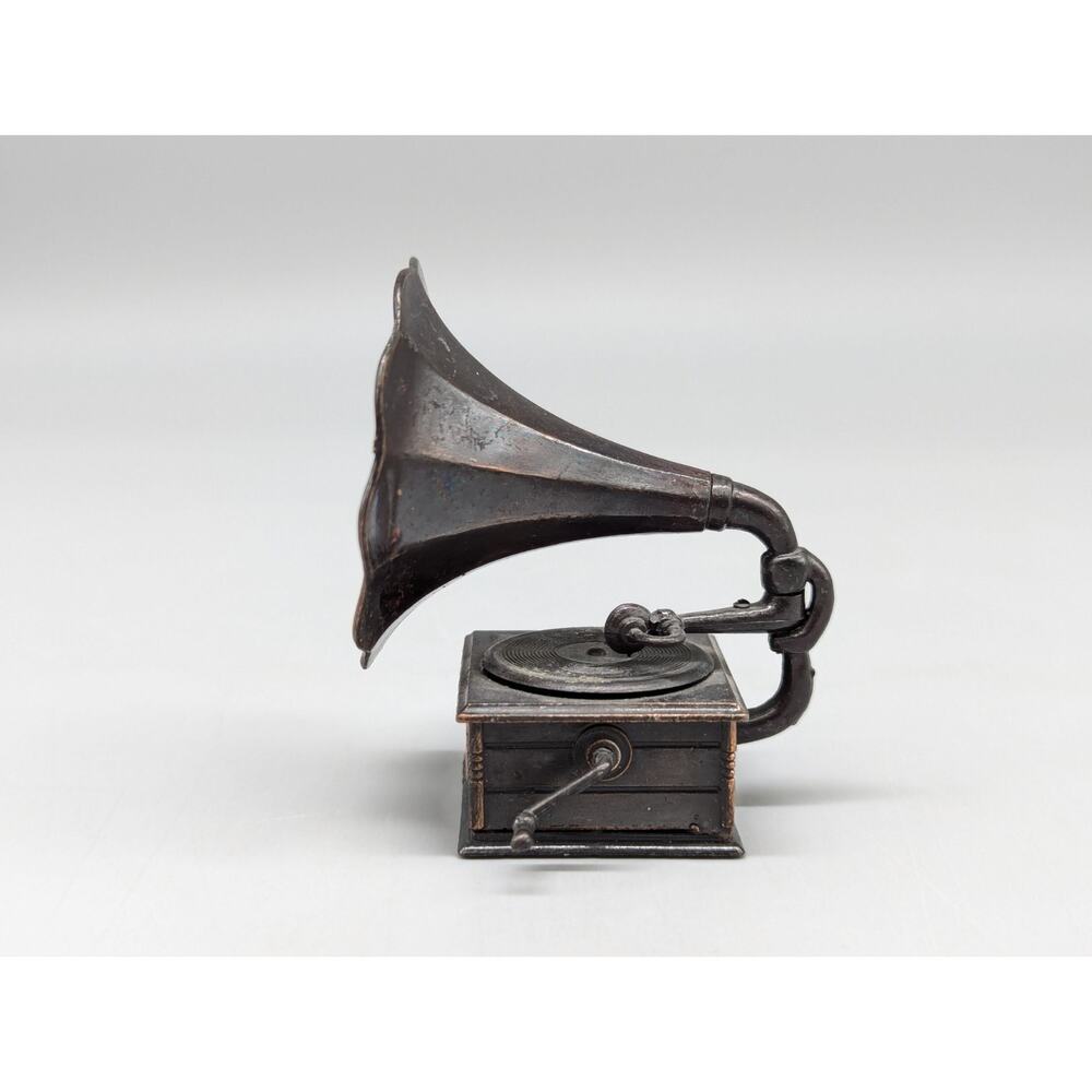 Vintage Diecast Mini Mechanical Phonograph Pencil Sharpener Decoration Hong Kong - Picture 2 of 12